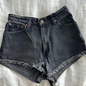 Black Levis 512